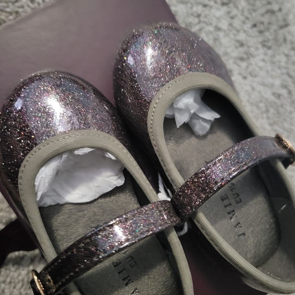 Jamie kay baby girl flats size 4